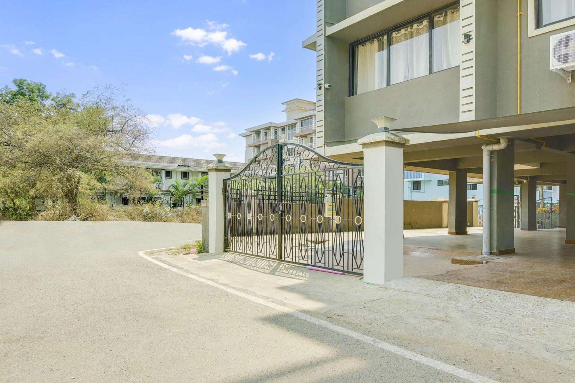 Super Hotel O Dabolim Near Goa International Airport エクステリア 写真