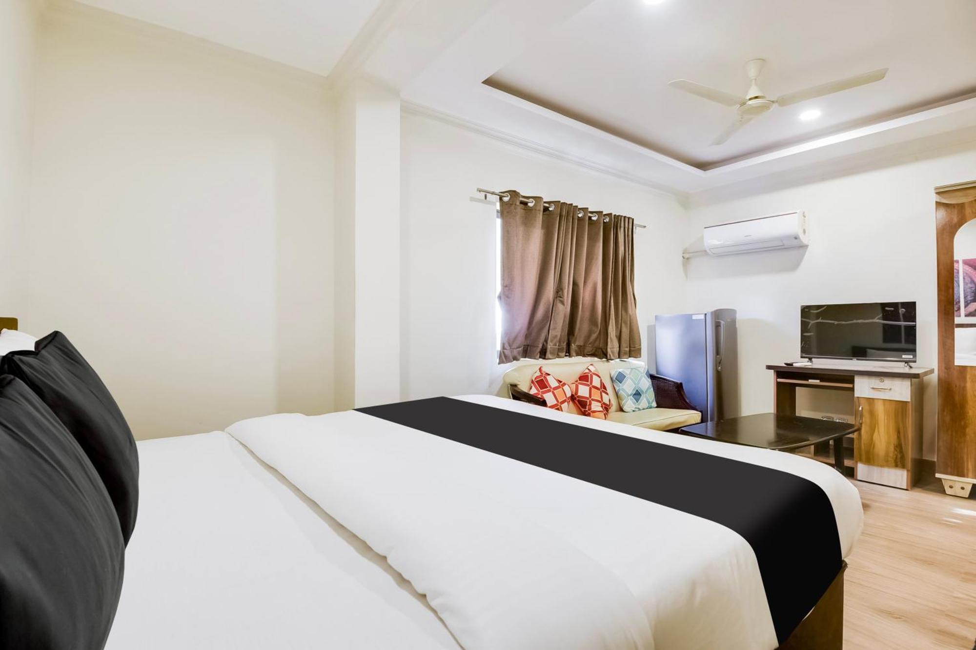 Super Hotel O Dabolim Near Goa International Airport エクステリア 写真